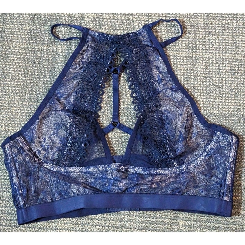 Victoria's Secret Very Sexy NavyBlue Lace High Neck Bralette EUC Sz Large